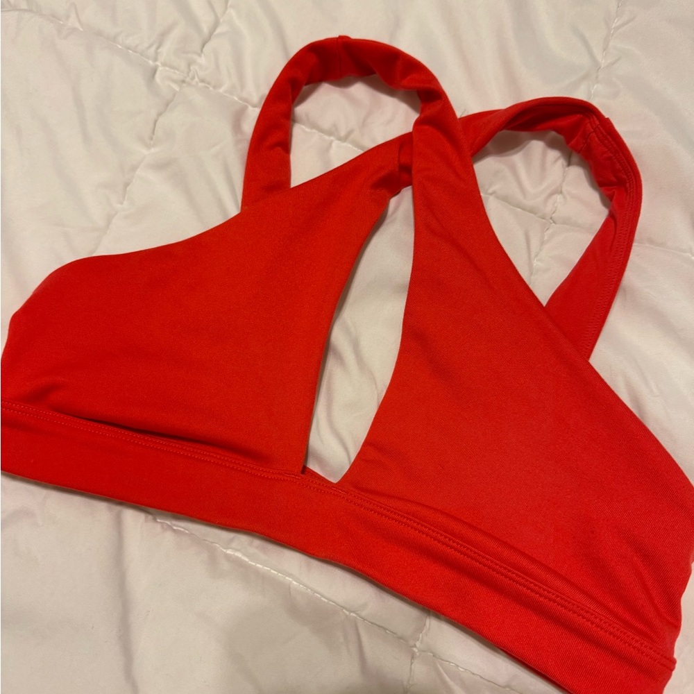 ALO Bra in Red Hot Summer size small